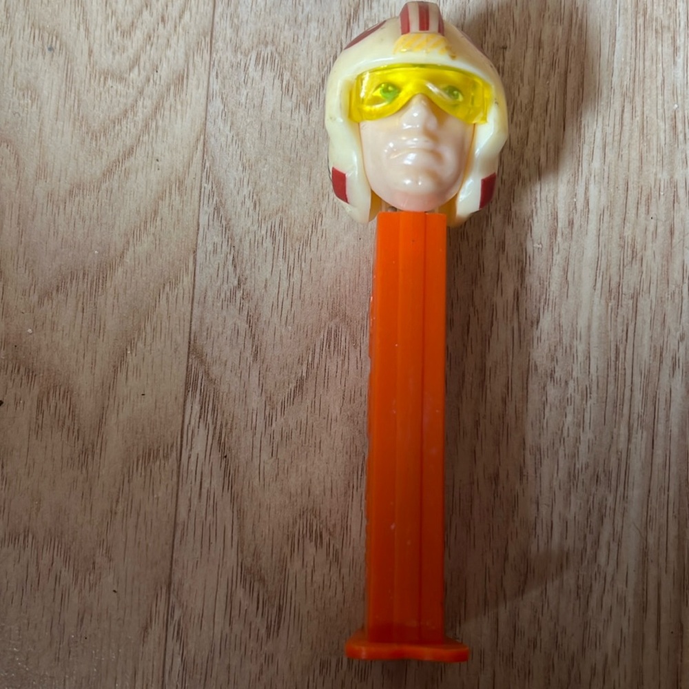 Vintage Luke Skywalker X-Wing Pilot Pez Dispenser